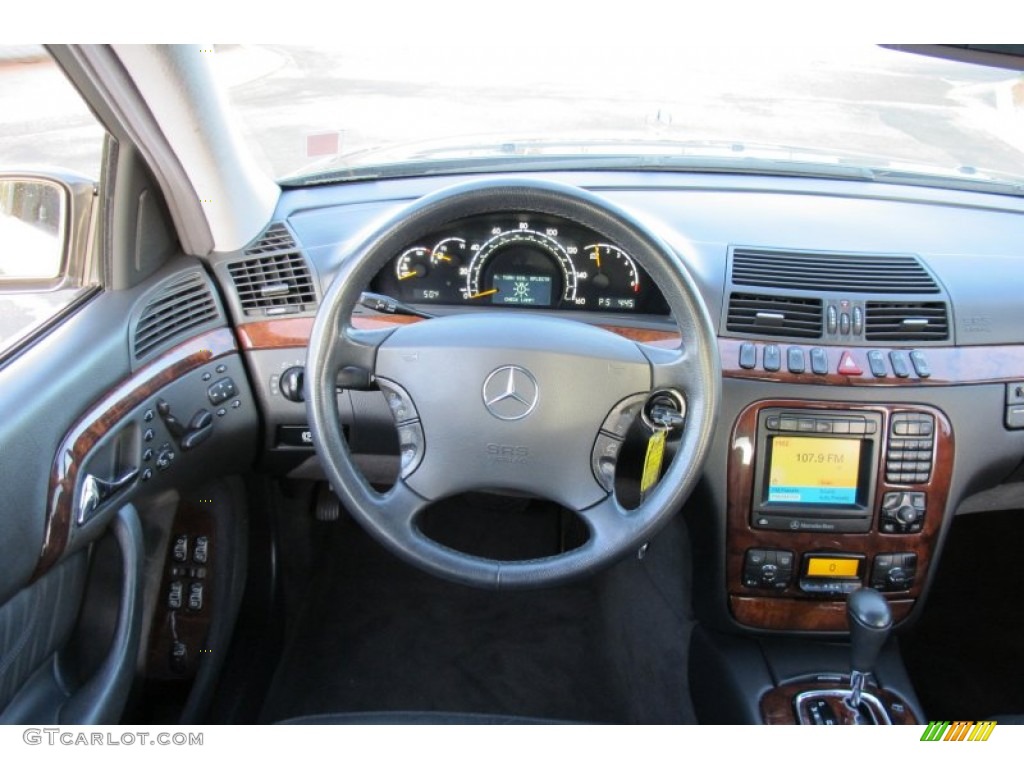 2002 Mercedes-Benz S 500 Sedan Charcoal Dashboard Photo #73015330