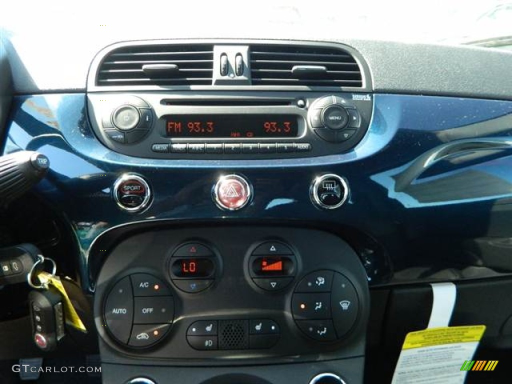 2013 Fiat 500 Sport Controls Photo #73015603