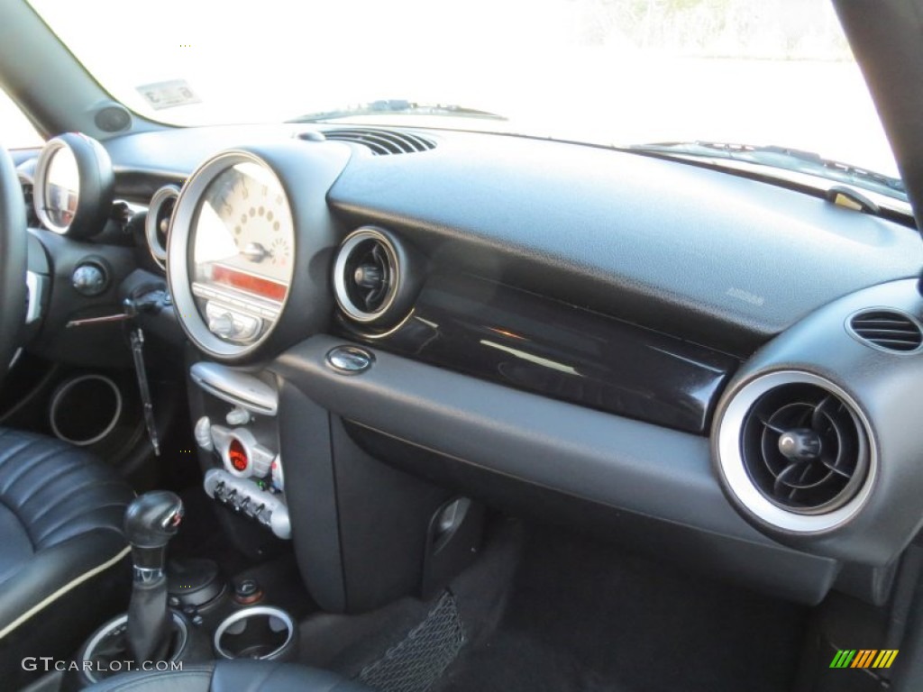 2007 Cooper S Hardtop - Pepper White / Carbon Black/Carbon Black photo #23