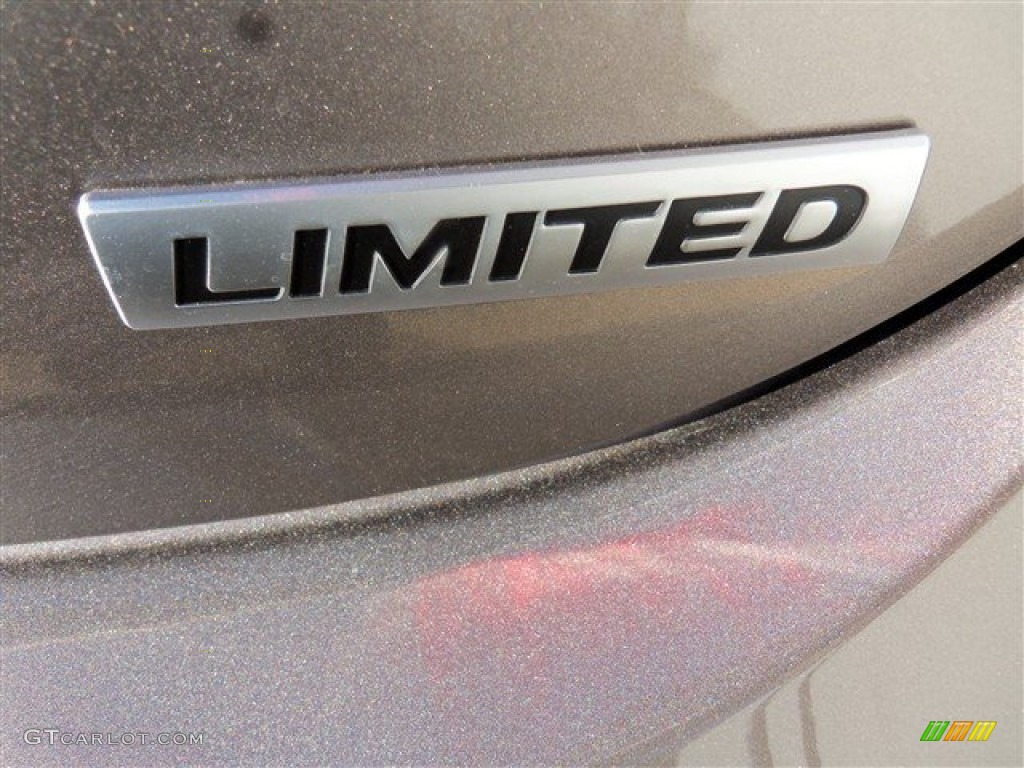 2013 Elantra Limited - Desert Bronze / Beige photo #9