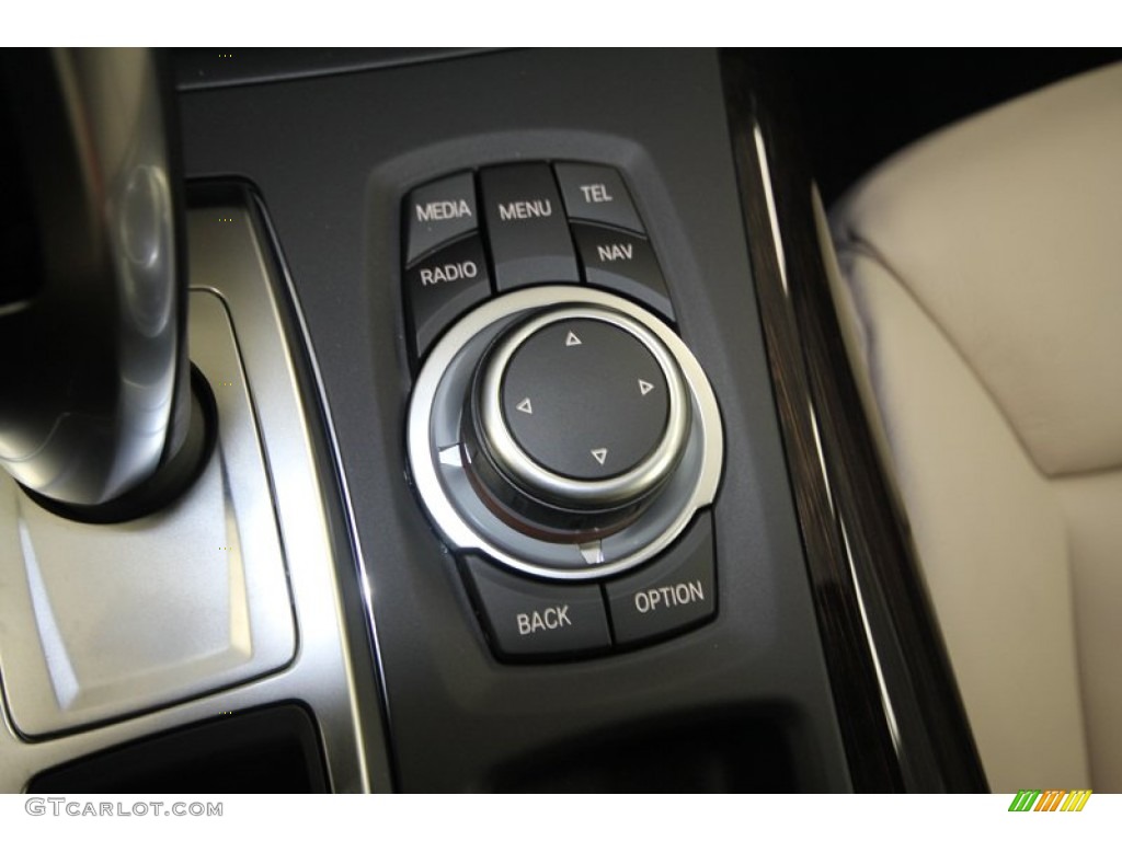 2013 BMW X6 xDrive35i Controls Photo #73016690