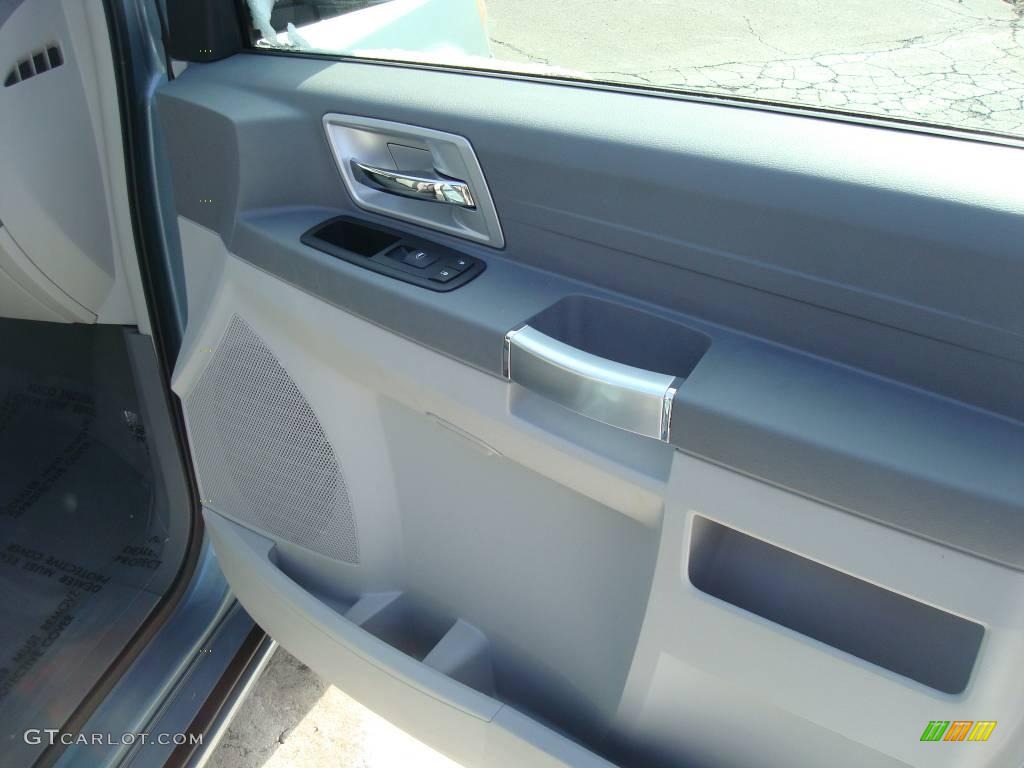 2008 Town & Country Touring - Clearwater Blue Pearlcoat / Medium Slate Gray/Light Shale photo #15
