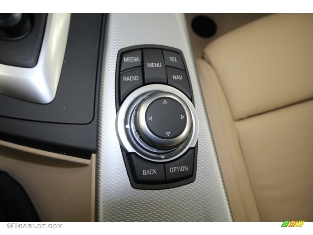 2013 BMW 3 Series 335i Sedan Controls Photo #73017318