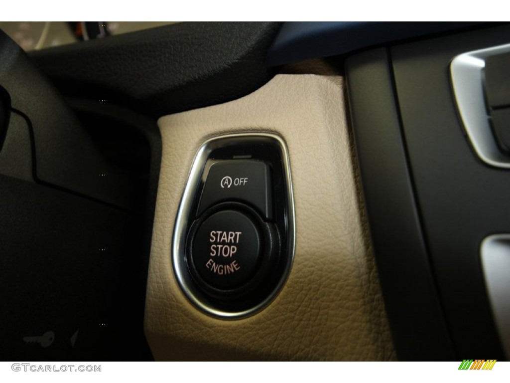 2013 BMW 3 Series 335i Sedan Controls Photo #73017364