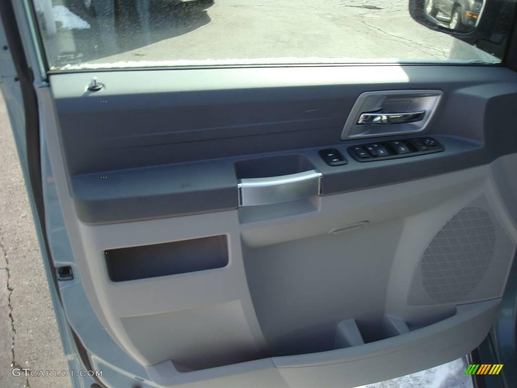 2008 Town & Country Touring - Clearwater Blue Pearlcoat / Medium Slate Gray/Light Shale photo #22