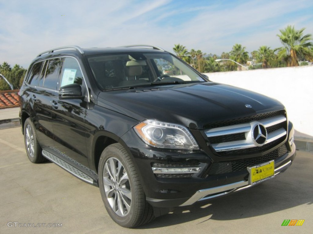 2013 GL 350 BlueTEC 4Matic - Obsidian Black Metallic / Almond Beige photo #1