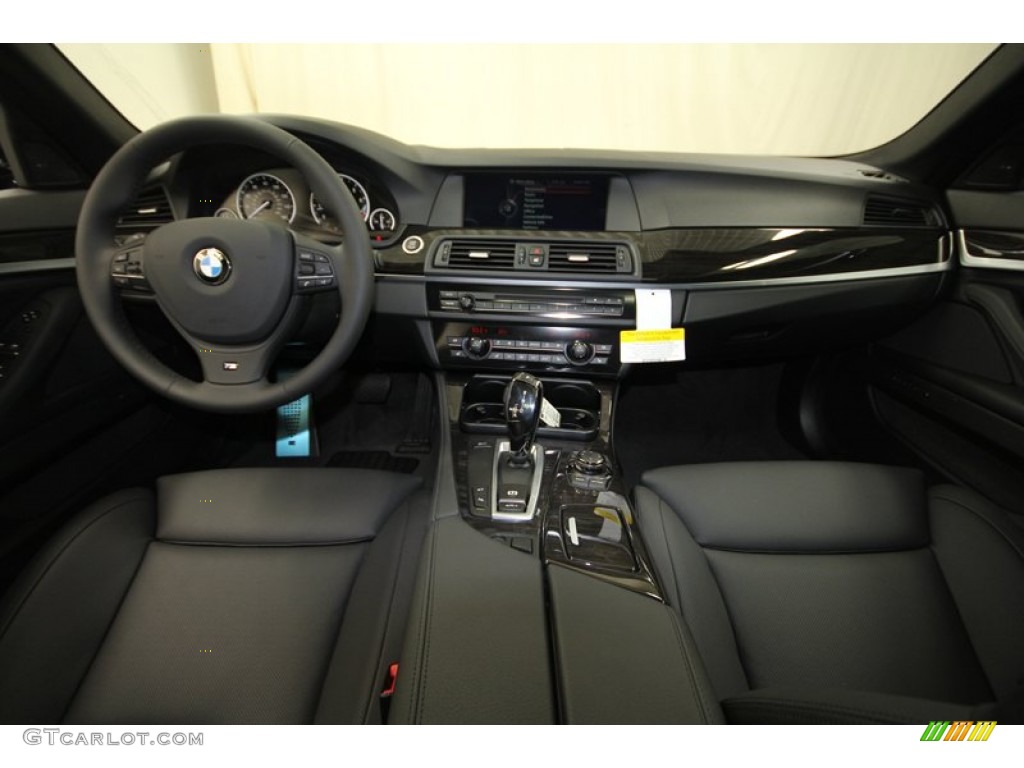 2013 BMW 5 Series 550i Sedan Black Dashboard Photo #73018290