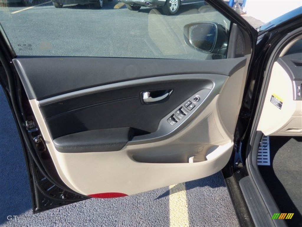 2013 Elantra GT - Black Noir Pearl / Beige photo #9
