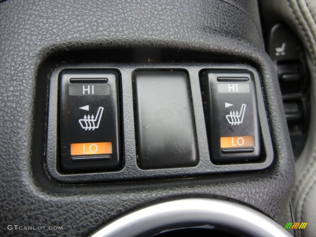 2009 Nissan 370Z Sport Touring Coupe Controls Photo #73019722