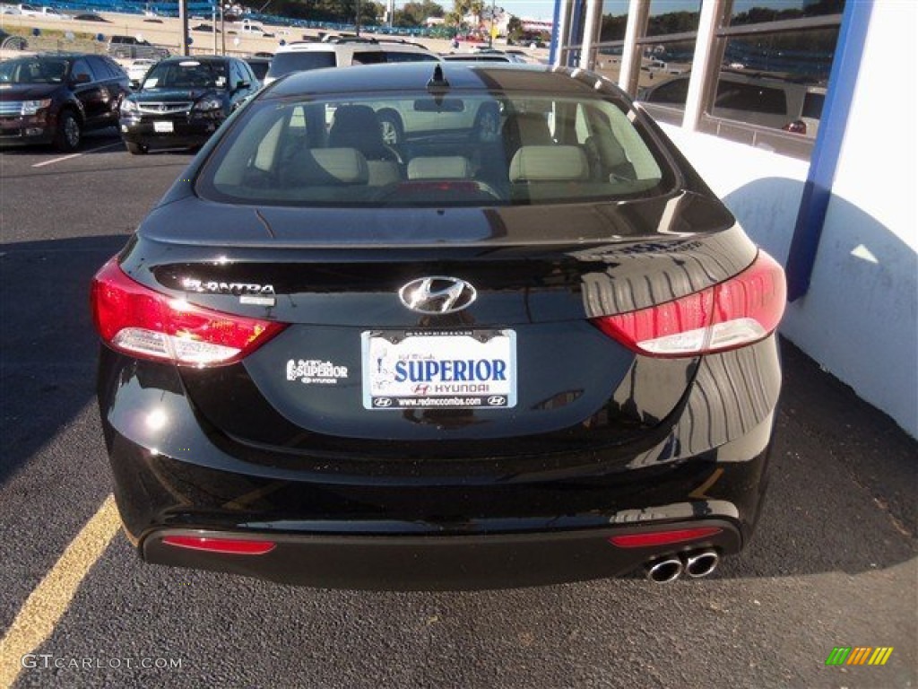 2013 Elantra Coupe GS - Black Noir Pearl / Gray photo #6