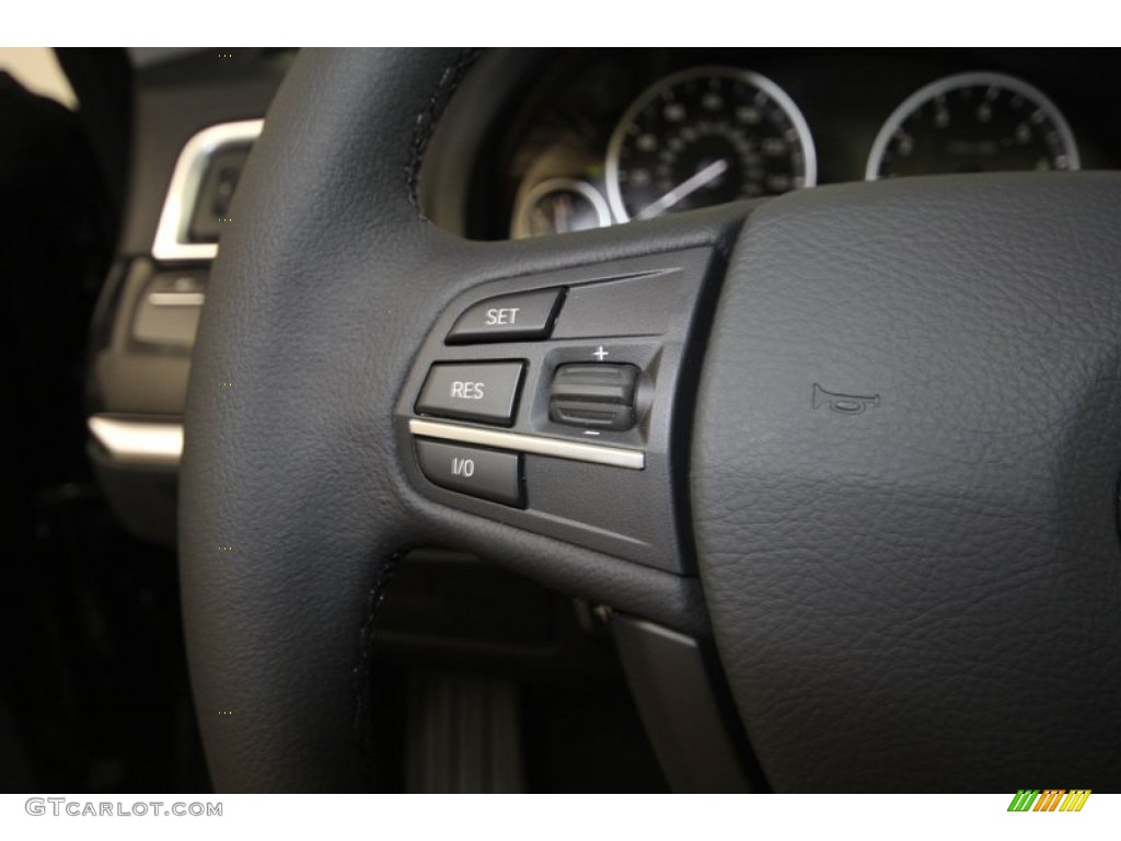 2013 BMW 5 Series 535i Gran Turismo Controls Photo #73020739