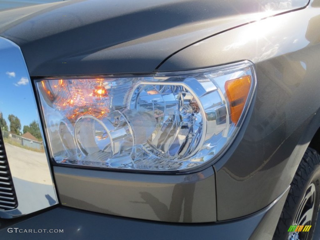 2013 Tundra Texas Edition CrewMax - Pyrite Mica / Sand Beige photo #8