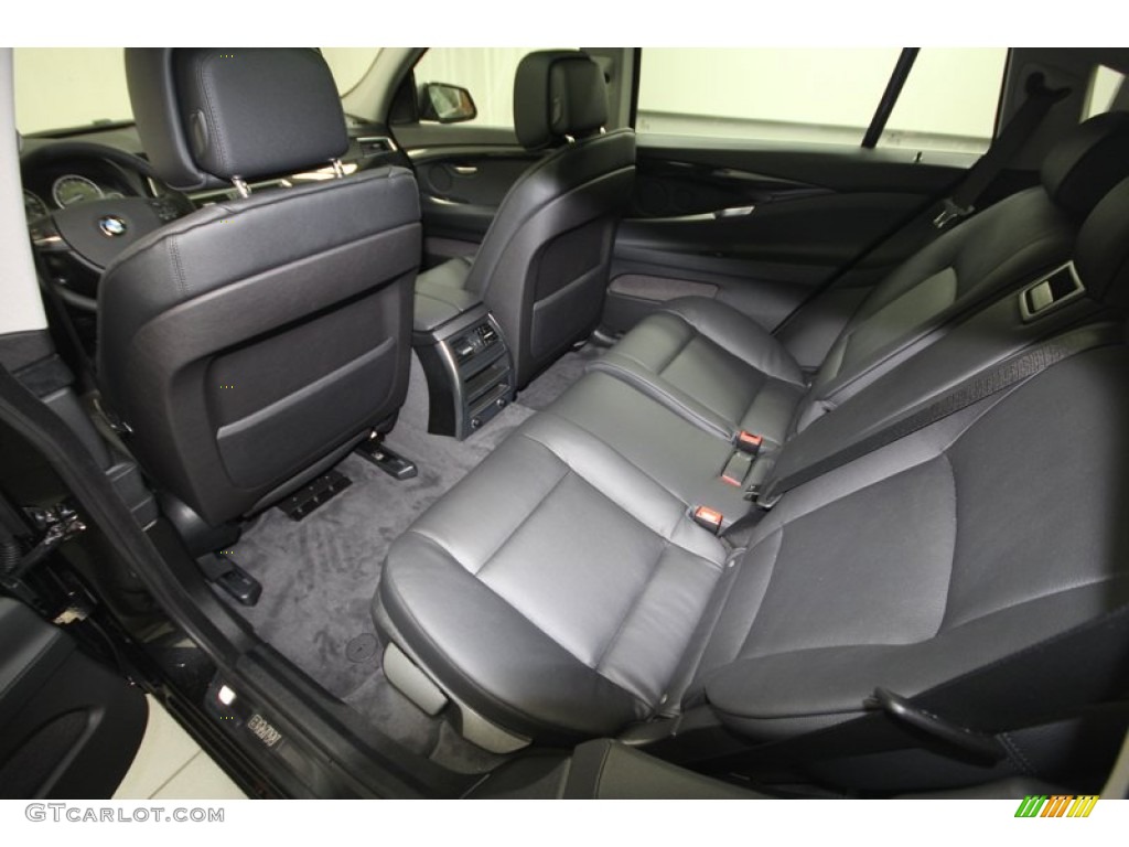 2013 BMW 5 Series 535i Gran Turismo Rear Seat Photo #73020783