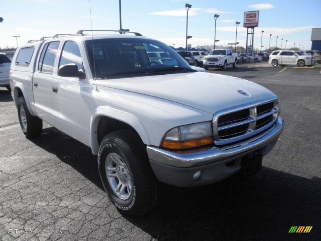 2003 Dakota SLT Quad Cab 4x4 - Bright White / Dark Slate Gray photo #2