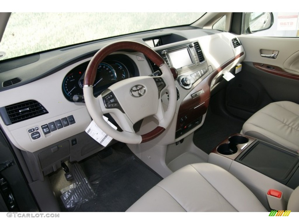 Bisque Interior 2013 Toyota Sienna Limited AWD Photo #73022164