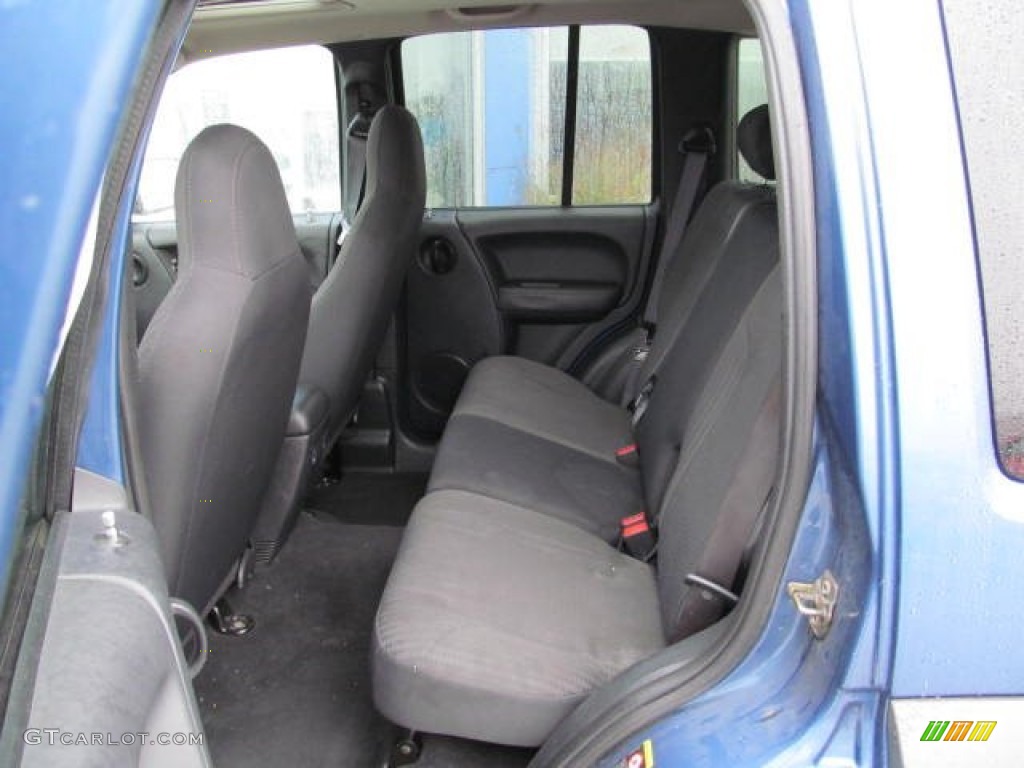 2003 Jeep Liberty Sport 4x4 Rear Seat Photo #73024642