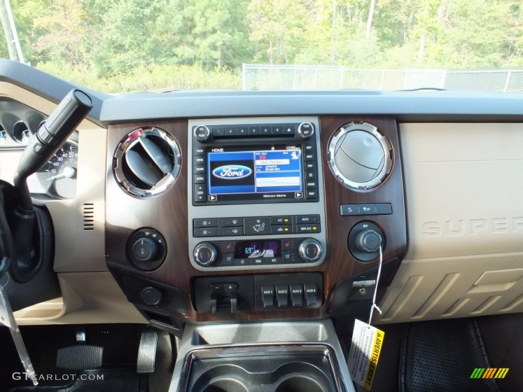 2012 F350 Super Duty Lariat Crew Cab 4x4 - Autumn Red / Adobe photo #17