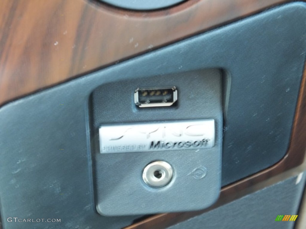 2012 F350 Super Duty Lariat Crew Cab 4x4 - Autumn Red / Adobe photo #22