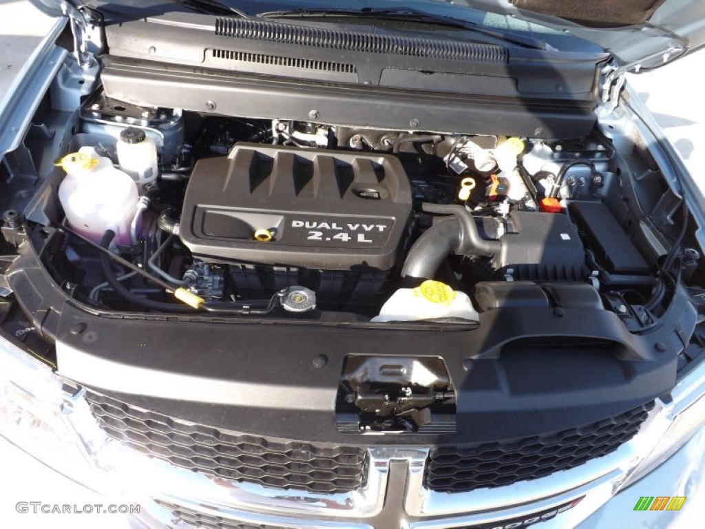 2013 Dodge Journey SXT 2.4 Liter DOHC 16-Valve Dual VVT 4 Cylinder Engine Photo #73028302