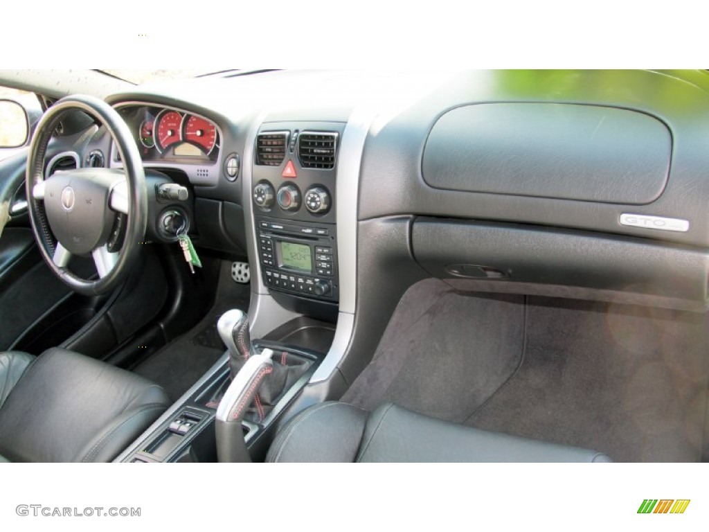 2006 GTO Coupe - Cyclone Gray Metallic / Black photo #7