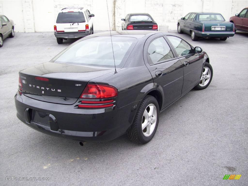 2006 Stratus SXT Sedan - Brilliant Black / Dark Slate Grey photo #3