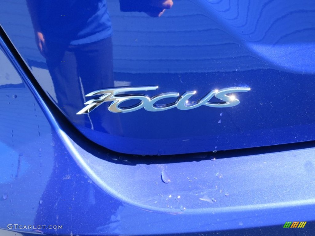 2013 Ford Focus SE Sedan Marks and Logos Photo #73030468