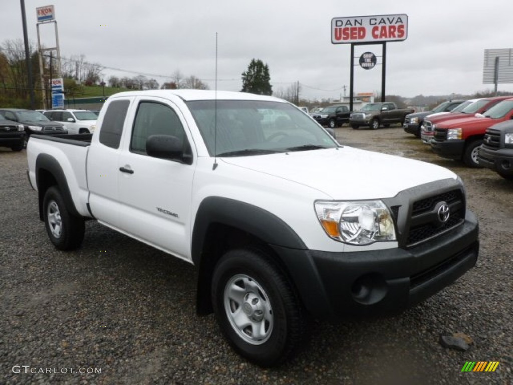 2011 Tacoma Access Cab 4x4 - Super White / Graphite Gray photo #1