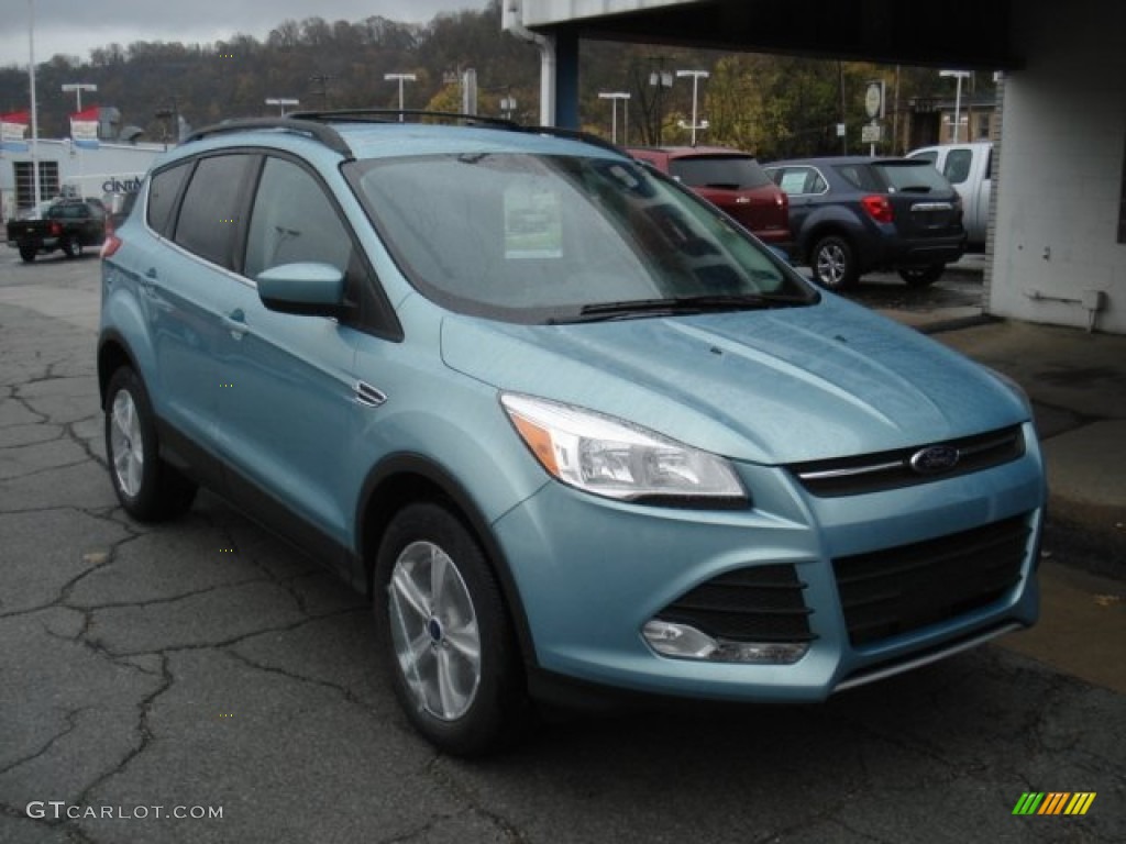 2013 Escape SE 2.0L EcoBoost 4WD - Frosted Glass Metallic / Charcoal Black photo #2