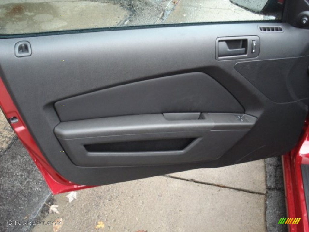 2013 Ford Mustang GT Coupe Door Panel Photos