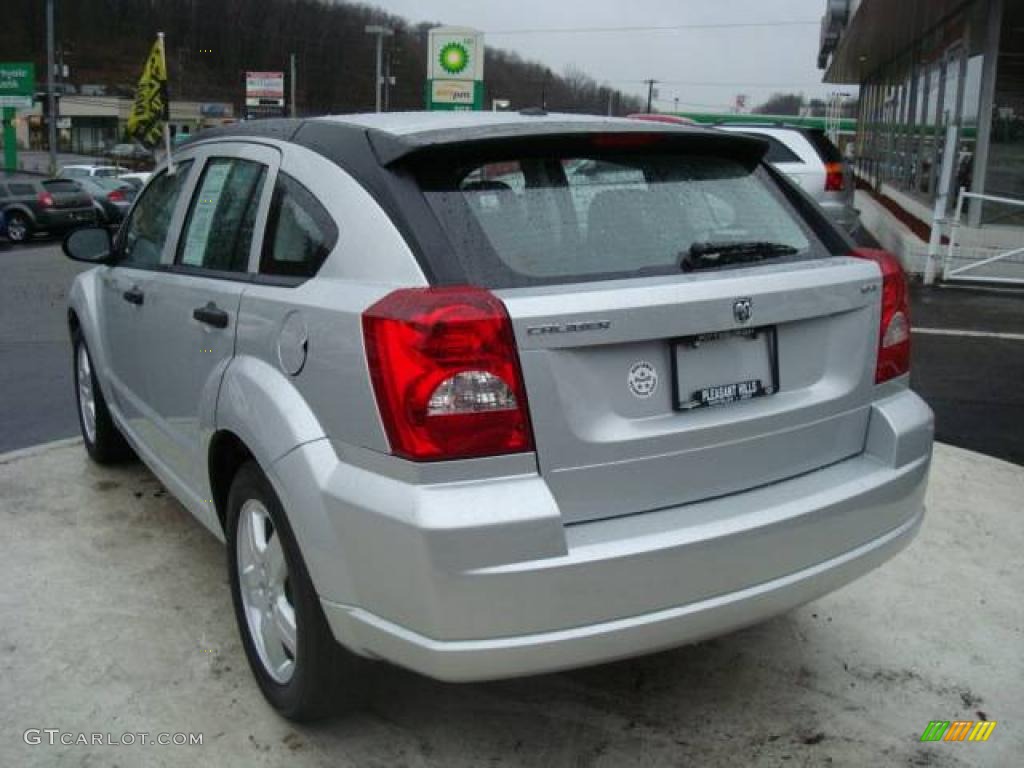 2008 Caliber SXT - Bright Silver Metallic / Dark Slate Gray photo #2