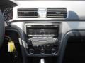 Black - Passat 2.5L S Photo No. 17