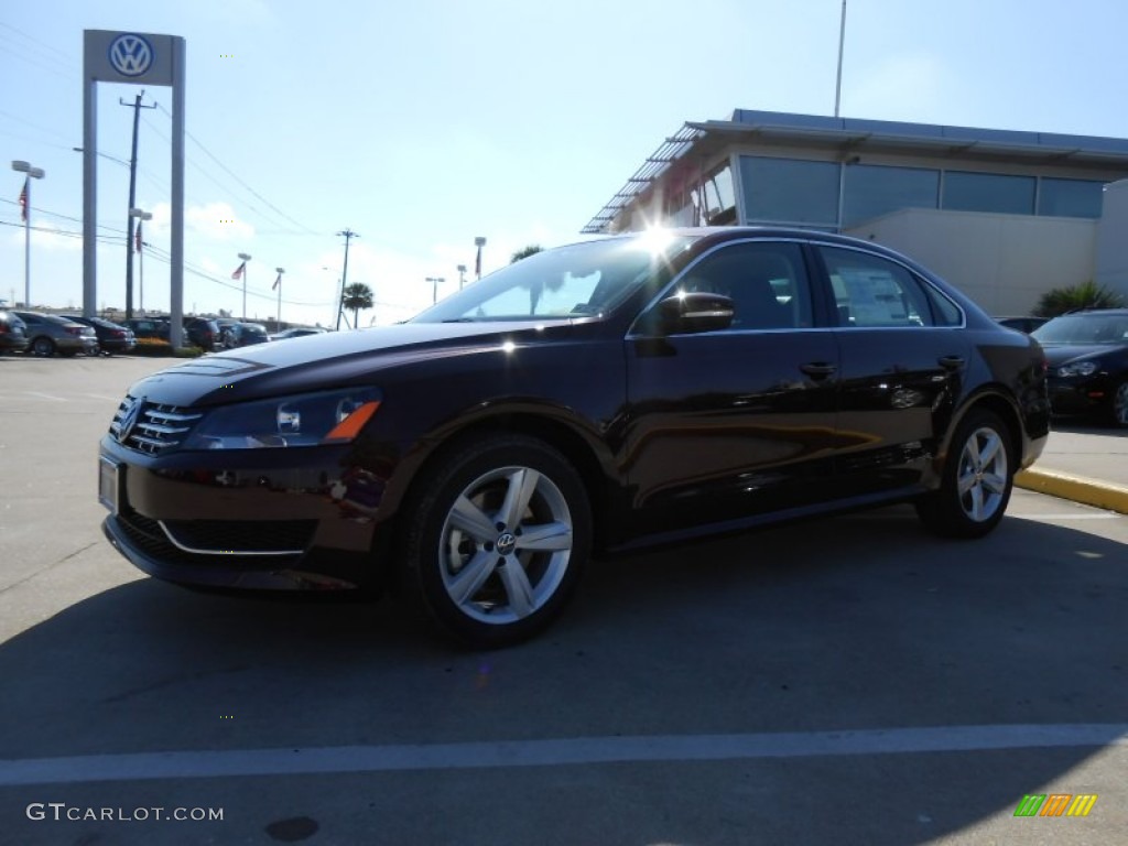 2013 Passat TDI SE - Opera Red Metallic / Titan Black photo #3