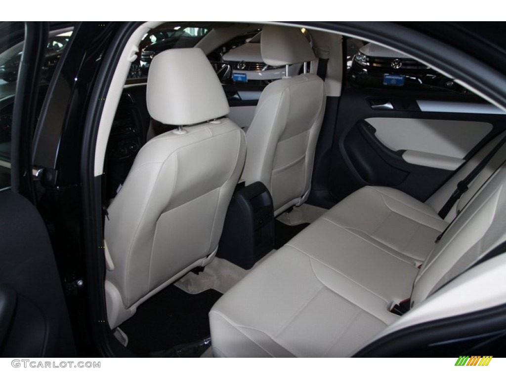 Cornsilk Beige Interior 2013 Volkswagen Jetta SE Sedan Photo #73040752