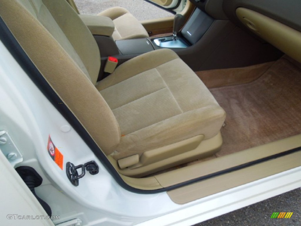 2008 Nissan Altima 2.5 S Front Seat Photos