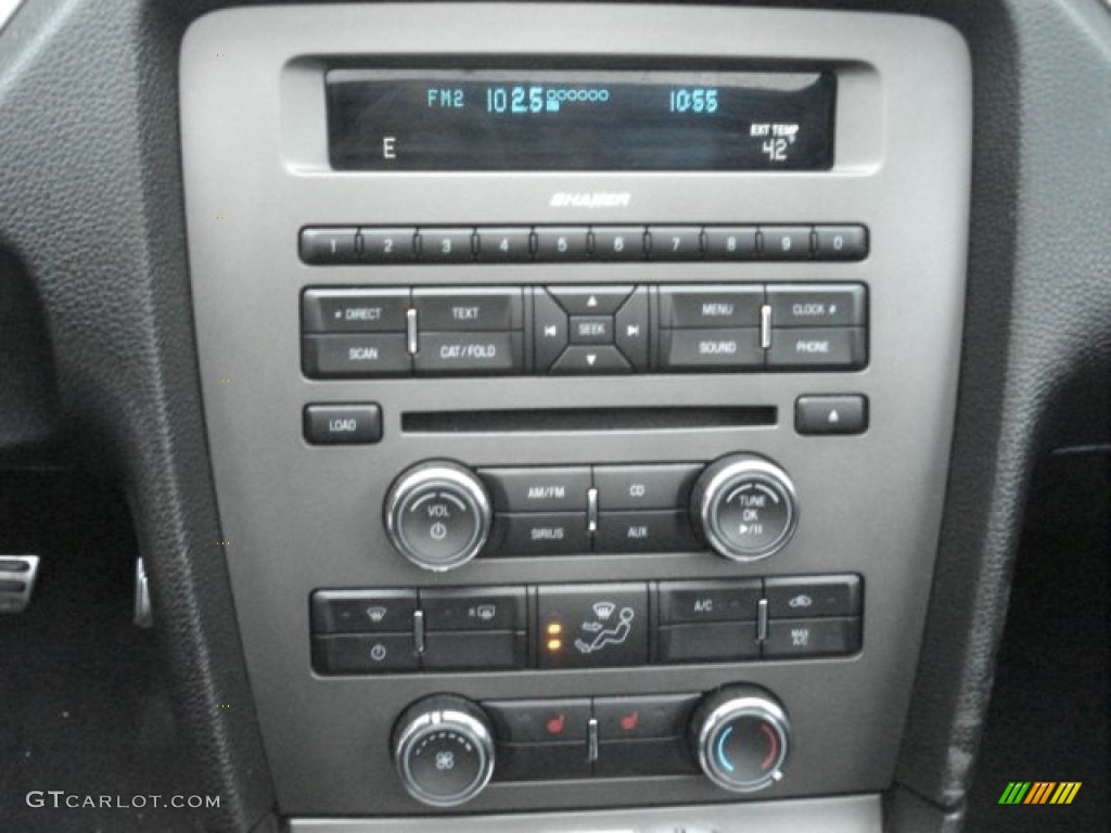 2010 Ford Mustang GT Premium Coupe Controls Photo #73042870