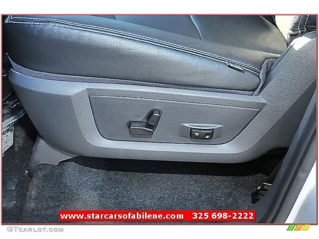 2012 Ram 1500 Lone Star Crew Cab - Bright Silver Metallic / Dark Slate Gray/Medium Graystone photo #13