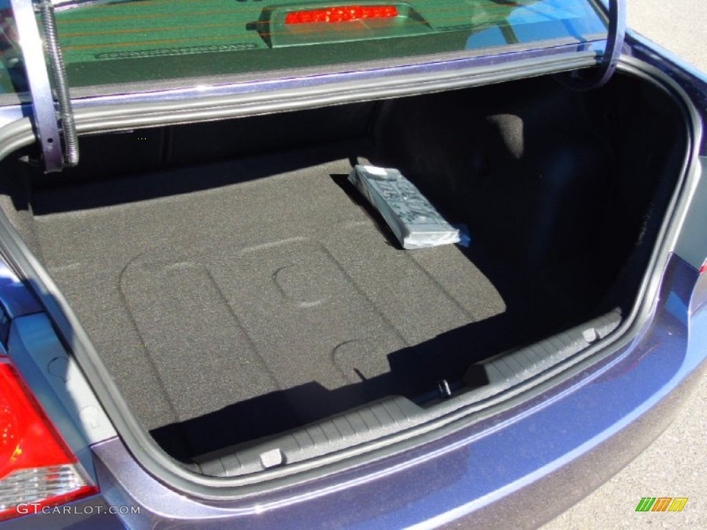 2013 Chevrolet Cruze LT Trunk Photo #73045177