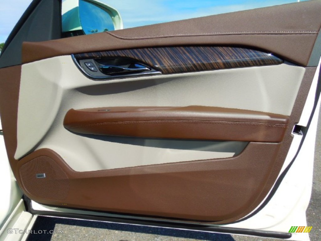2013 Cadillac ATS 2.5L Luxury Light Platinum/Brownstone Accents Door Panel Photo #73045582