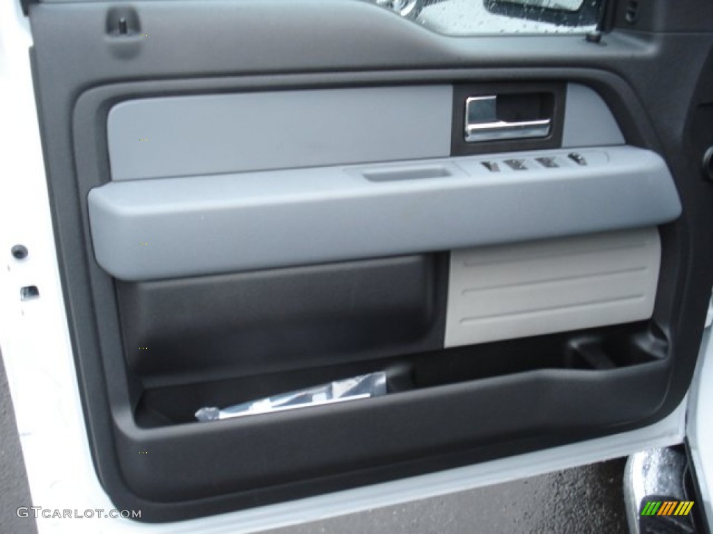 2013 Ford F150 STX SuperCab 4x4 Steel Gray Door Panel Photo #73045864