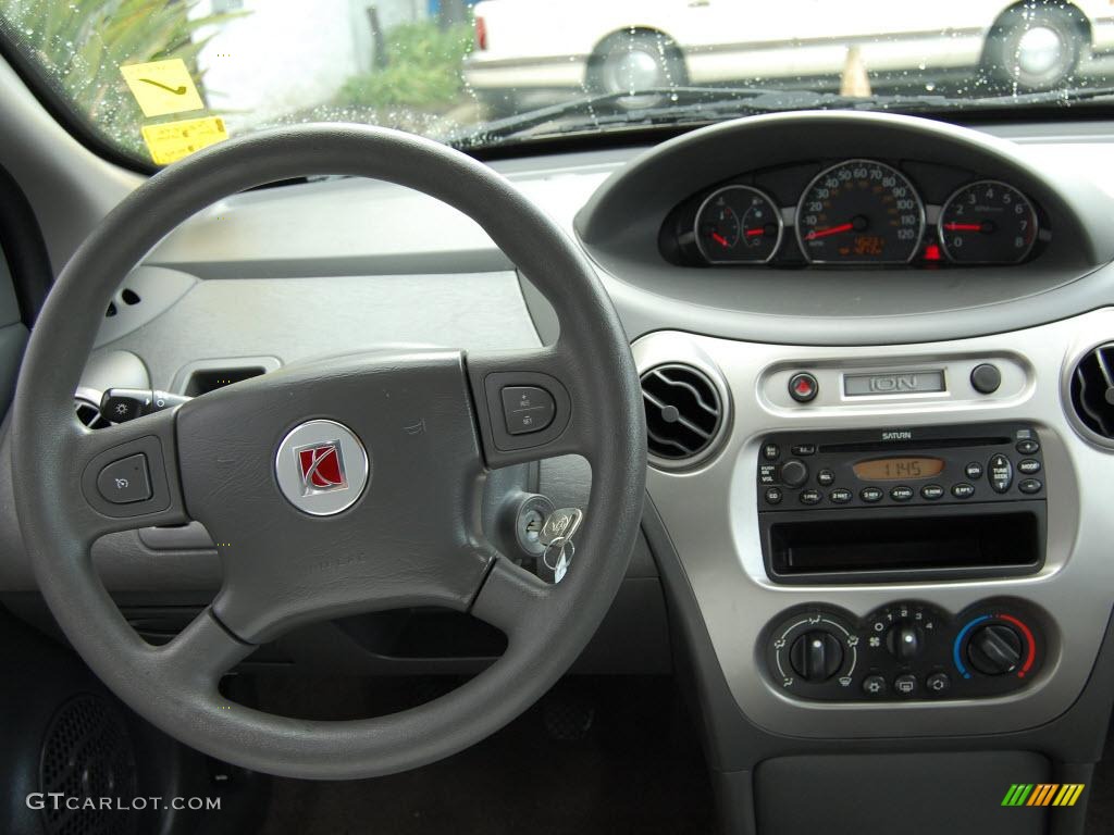 2005 ION 2 Sedan - Black Onyx / Gray photo #5