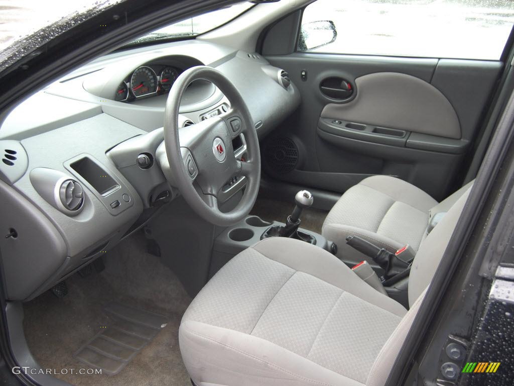 2005 ION 2 Sedan - Black Onyx / Gray photo #6