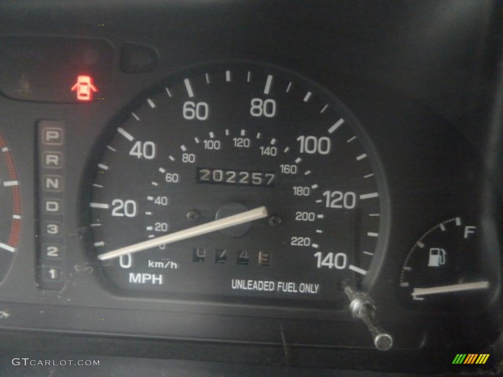 1993 Impreza L Sedan - Glacier White / Beige photo #15