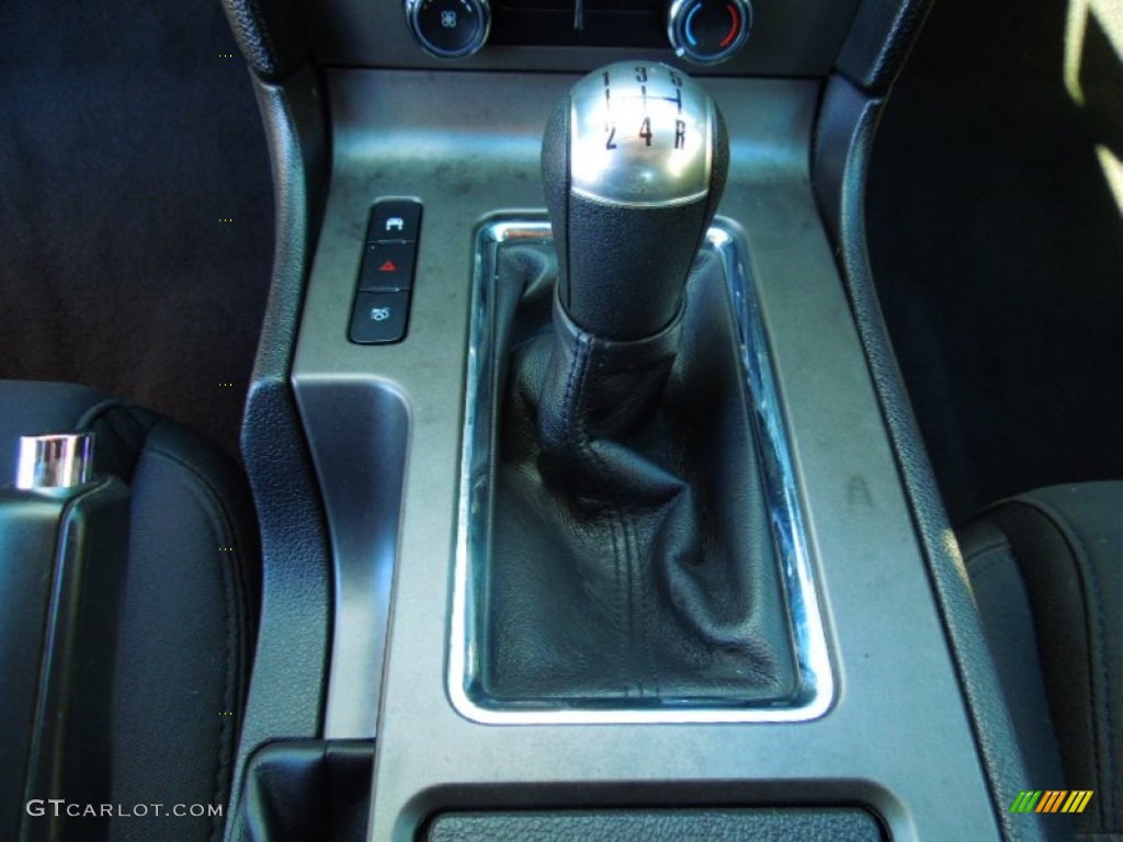2010 Ford Mustang V6 Coupe 5 Speed Manual Transmission Photo #73047574