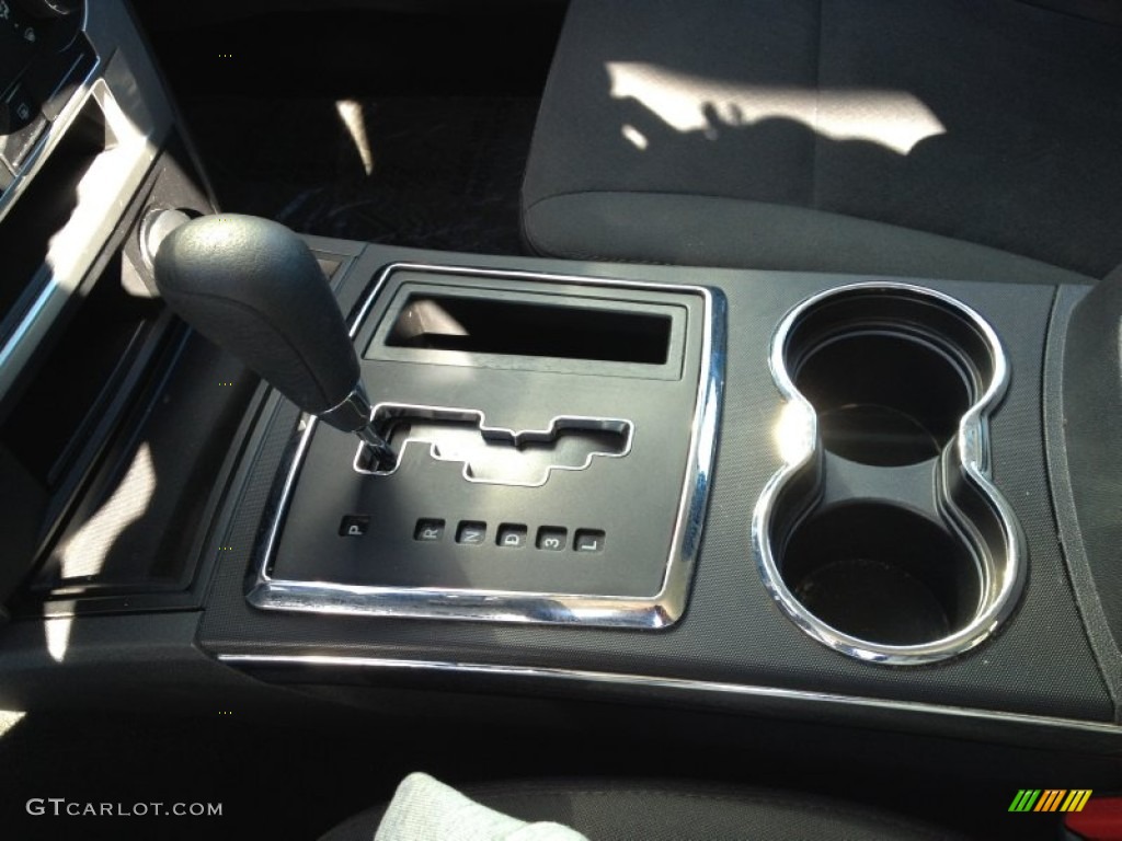 2009 Chrysler 300 LX Transmission Photos