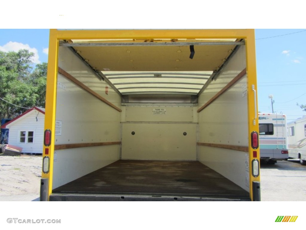 2008 E Series Cutaway E350 Commercial Moving Truck - Yellow / Medium Flint photo #14