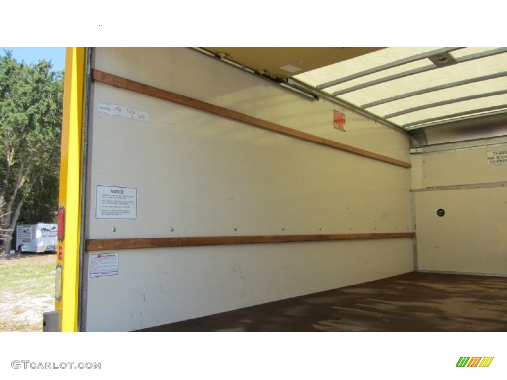 2008 E Series Cutaway E350 Commercial Moving Truck - Yellow / Medium Flint photo #15