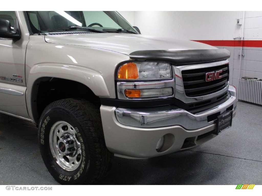 2005 Sierra 2500HD SLT Crew Cab 4x4 - Silver Birch Metallic / Pewter photo #27