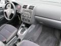 2005 Platinum Grey Metallic Volkswagen Jetta Value Edition Sedan  photo #14
