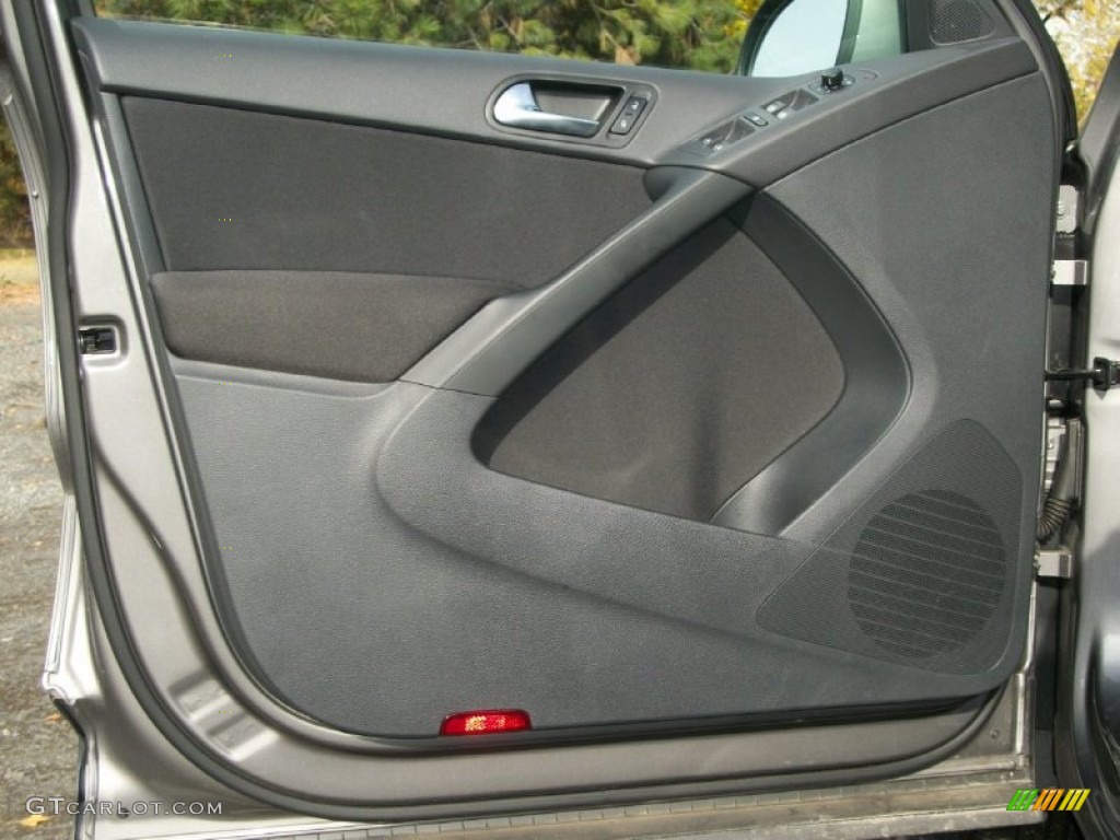 2011 Volkswagen Tiguan S 4Motion Charcoal Door Panel Photo #73057393
