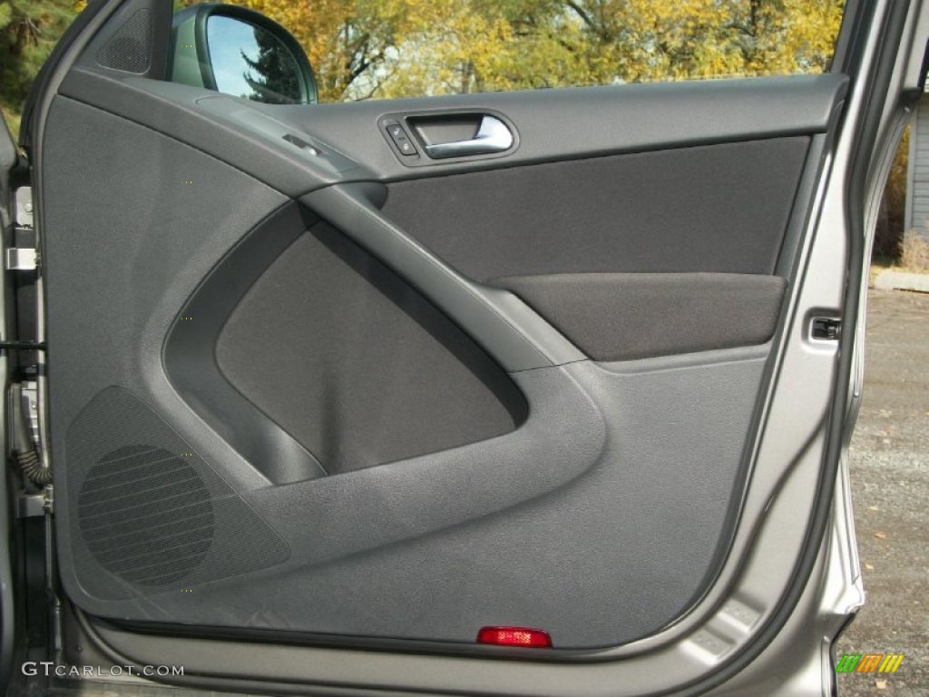 2011 Volkswagen Tiguan S 4Motion Charcoal Door Panel Photo #73057512